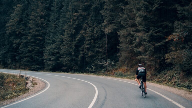 Kurtka rowerowa – ranking najlepszych modeli 2025